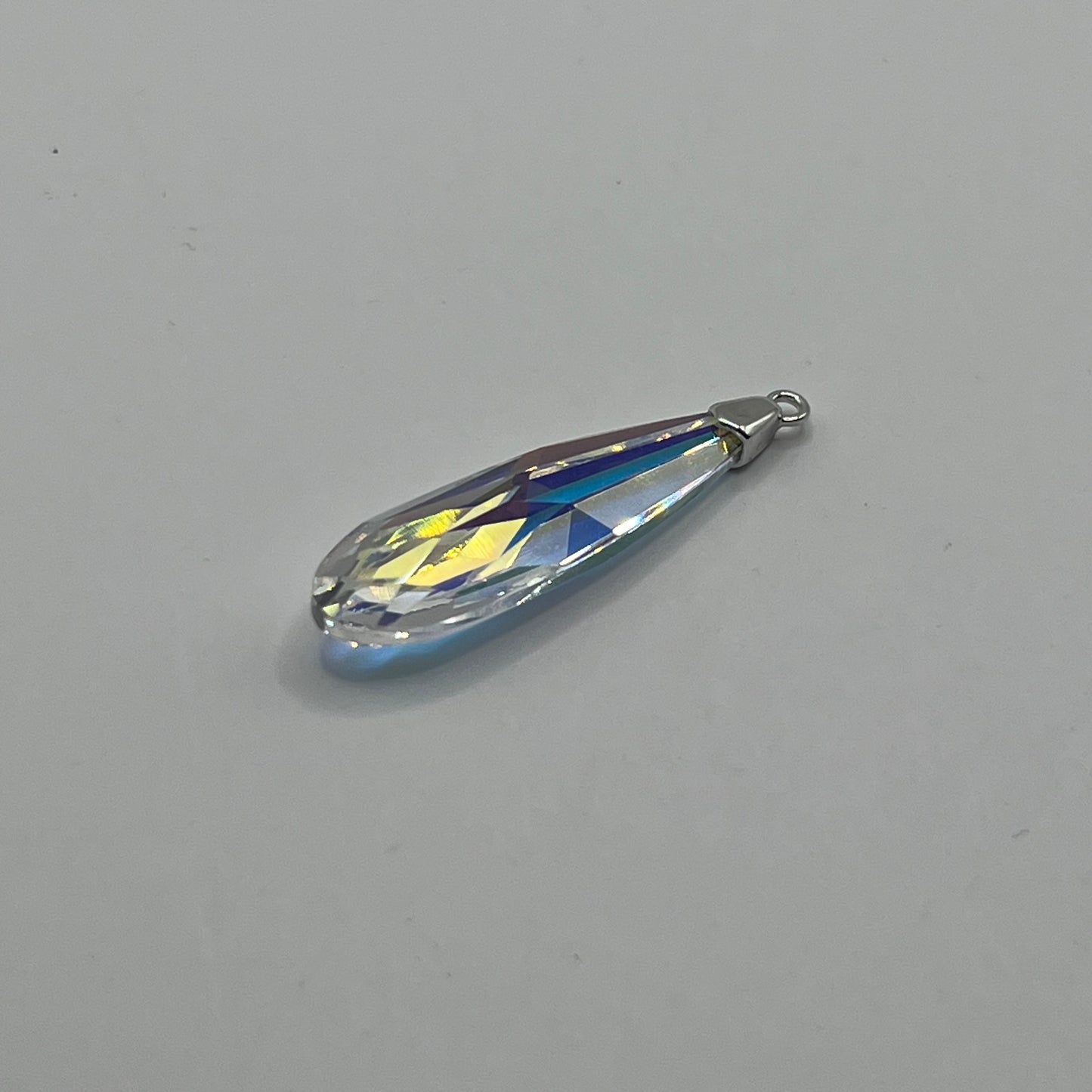 Swarovski 33MM Raindrop A6533 - Crystal AB / Rhodium Plated