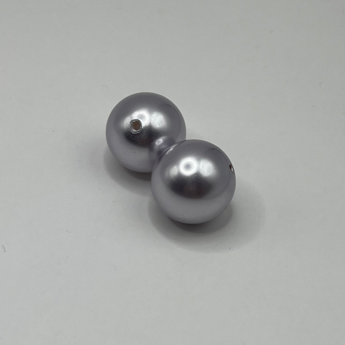 Swarovski 14MM Large Hole Pearls - Lavender (2pcs)