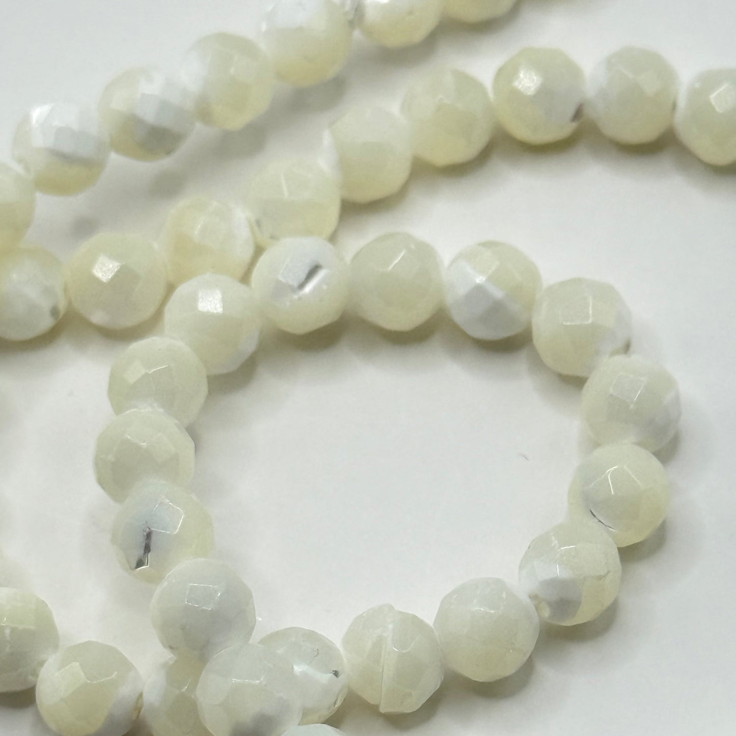 Gemstones - 6mm - Mother of Pearl Faceted -16"