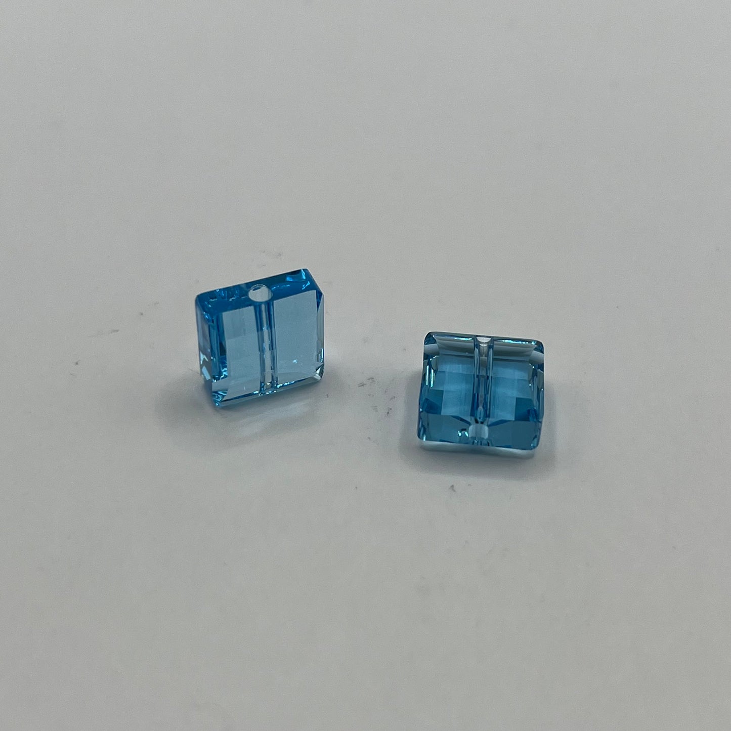 Swarovski 10MM Stairway - Aquamarine (2pcs)