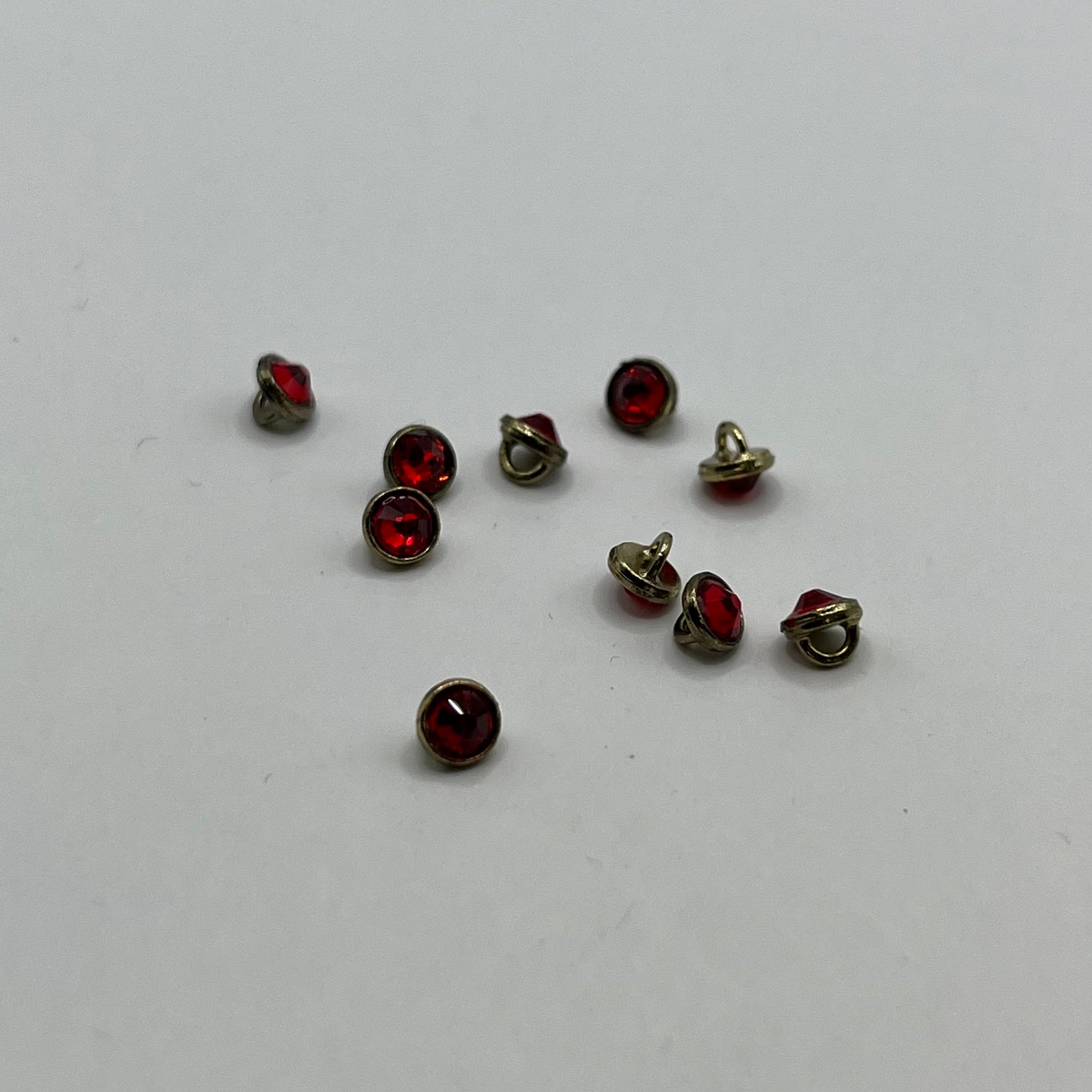 Swarovski 3MM Crystaletts - Light Siam / Gold (10pcs)