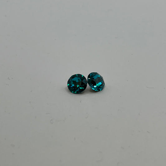 Austrian Crystal 8MM Chaton A1088 - Blue Zircon (4pcs)