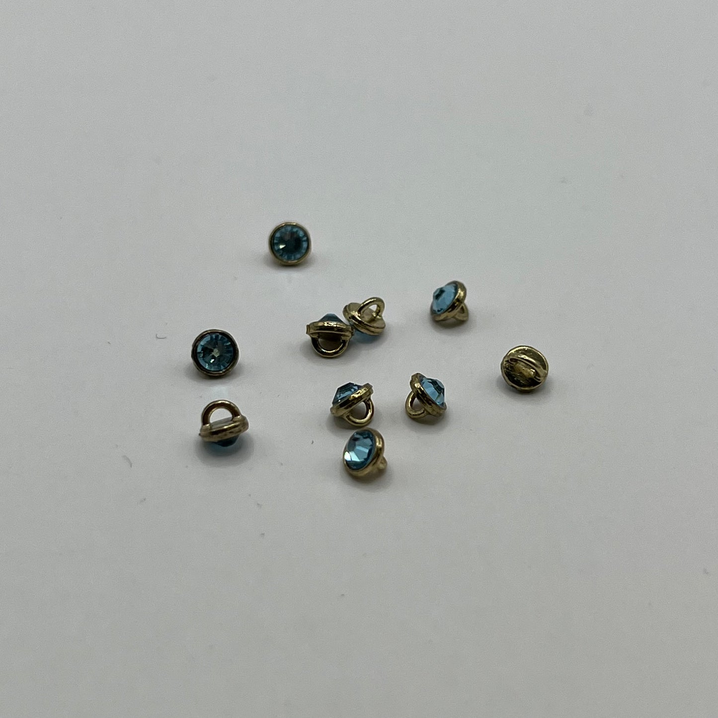 Swarovski 3MM Crystaletts - Aquamarine / Gold (10pcs)