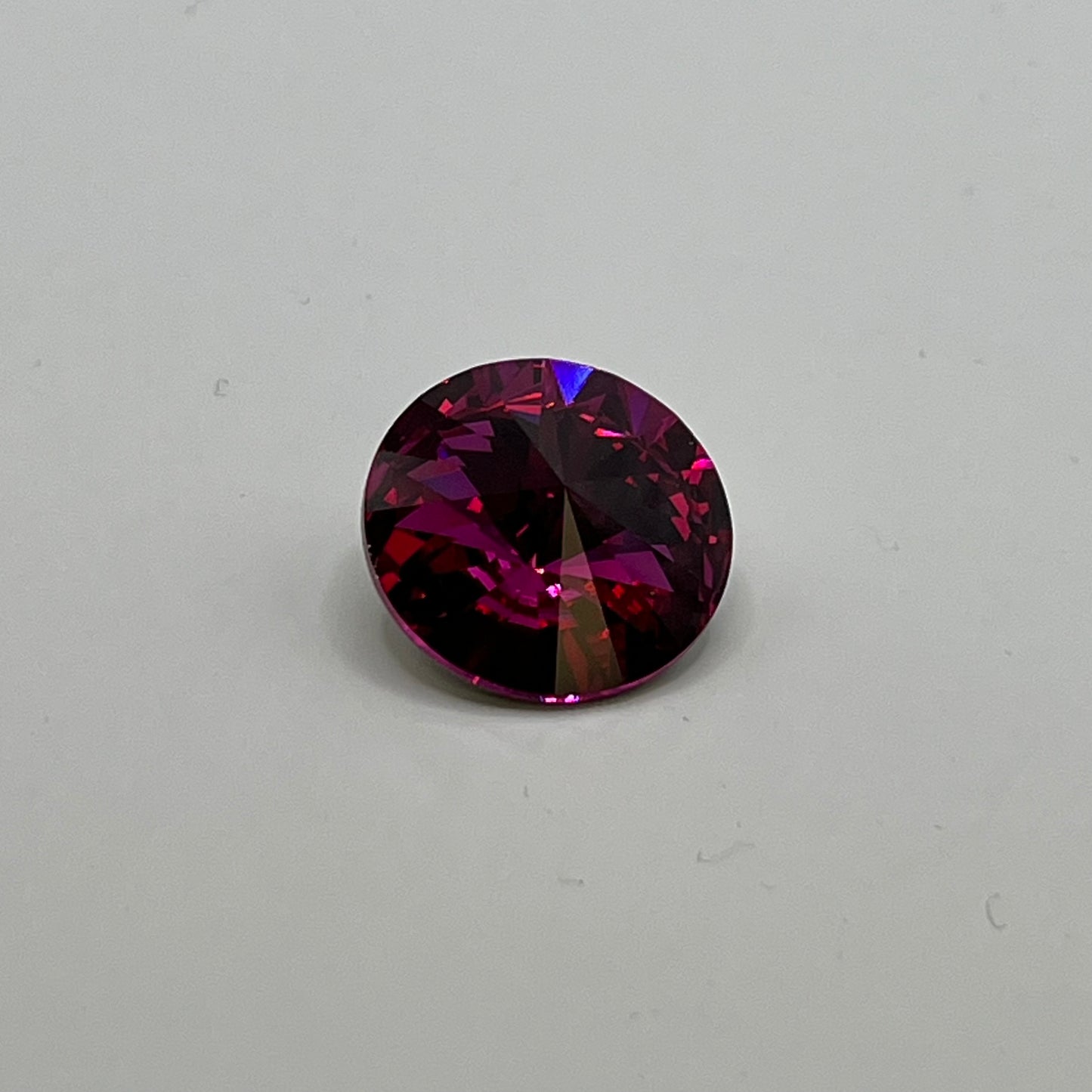 Swarovski 18MM Rivoli A1122 - Fuchsia