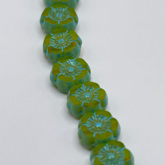Czech Glass - Green Flowers (15pcs)