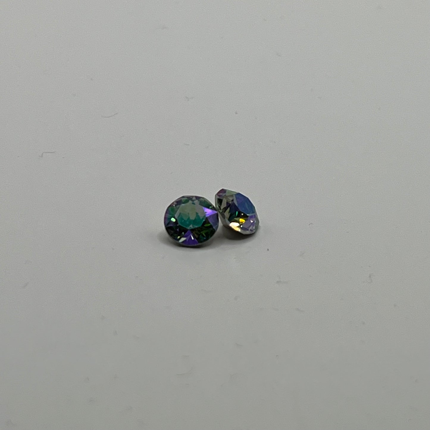 Swarovski 8MM Xirius Chaton A1088 - Crystal Paradise Shine (4pcs)