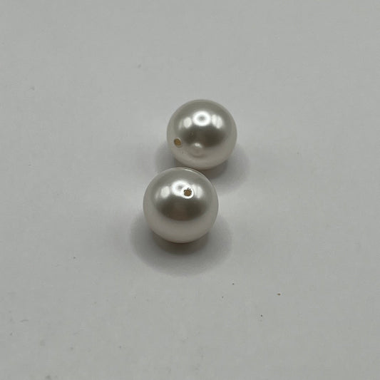 Swarovski 10MM Pearls - White (2pcs)