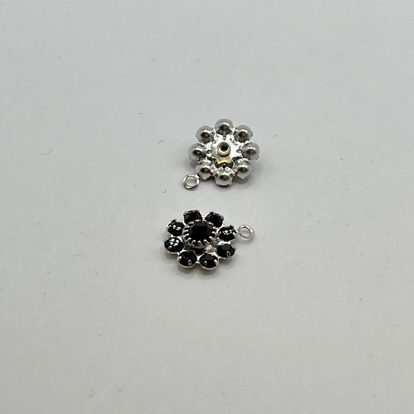 Swarovski 10MM Daisy Connector Single Loop - Garnet (2pcs)