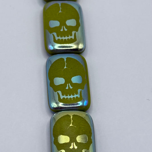 Czech Glass - Green Skull (6pcs)