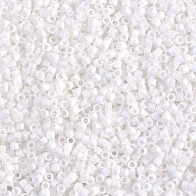 DB0351 - Matte White - 11/0