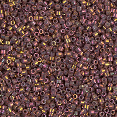 DB1013 - Teaberry Luster - 11/0