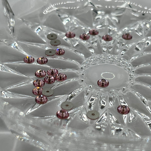 Swarovski 4MM Lochrosen A3128 - Light Rose (24pcs)